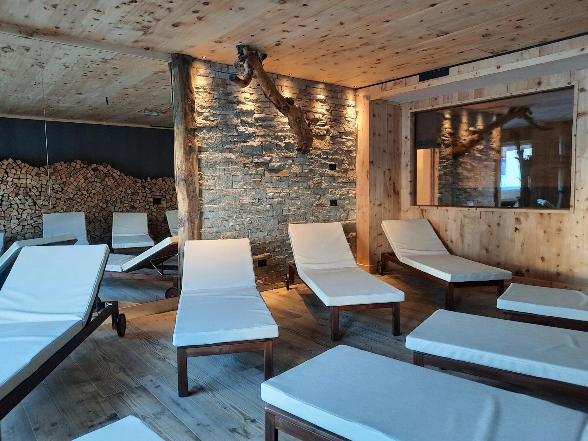 Hotel Del Bosco Livigno Exterior photo